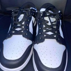 Nike Dunk Low Retro White and Black Panda