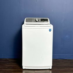 Midea 4.5 cu. ft. Top Load Washer with Stainless Steel Tub and Wave Impeller - $50 down