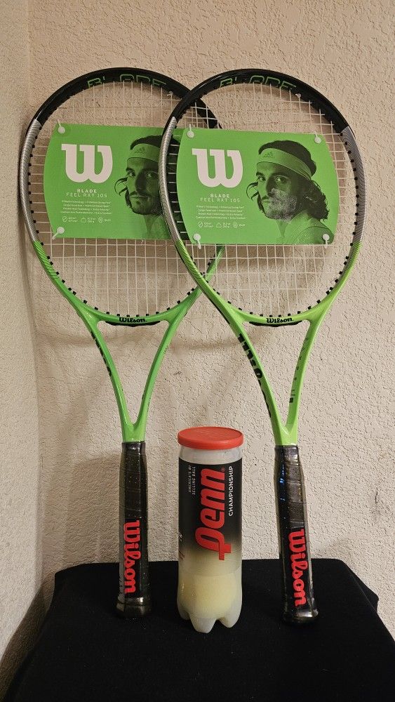 New 2 Wilson Blade Feel RXT 105 Tennis Racquet New new Penn balls