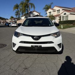 2018 RAV 4 LE