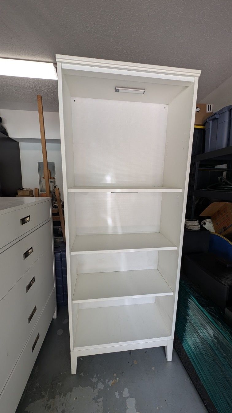 Bookshelf Display Stand