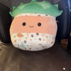 Squishmallow Salad Bowl w/Salad