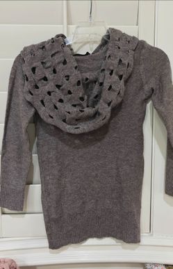Grey sweater