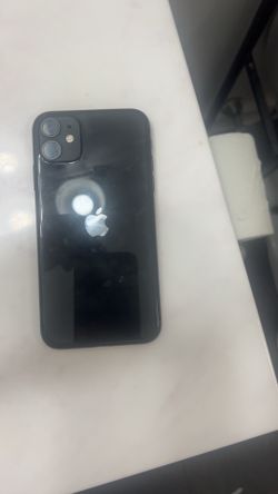 IPHONE11 *FOR PARTS*