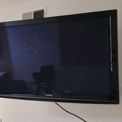 Panasonic 43 In TV