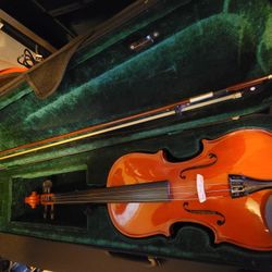 Di Lalo Violin With Carrying Case And Violin Resr