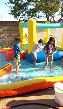 Bestway H2OGO! Beach Bounce House Kids Inflatable Water Park w/ Air Blower