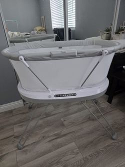 Fisher-Price SMART Luminate baby bassinet