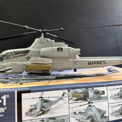 AH-1 Z Viper Marines Helicopter Model 1:35 Scale Finished/Built