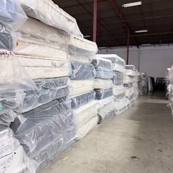 MATTRESS OUTLET SALE ‼️ ALL SIZES TWIN/ FULL/ QUEEN/ KING / CK 💥FINACE AVAILABLE ✅