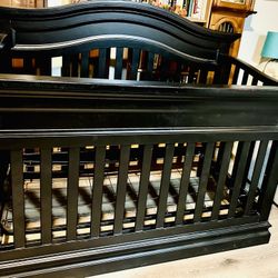Wood Crib 