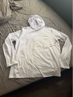 NEW! ALO Conquer Reform Long Sleeve Shirt with Hood. Mens size: L. White. Polyester. Brand New with Tags!  ALO Yoga