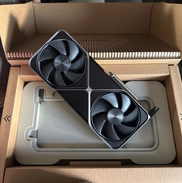 NVIDIA GeForce RTX 5080 FE Founders Edition 16GB GDDR7 - NEW OPEN BOX