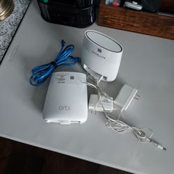 Orbi RBR 20 router (AC2200) & satellite 