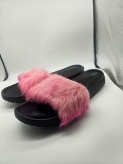 UGG Royale Womens Pink Cozy Slippers