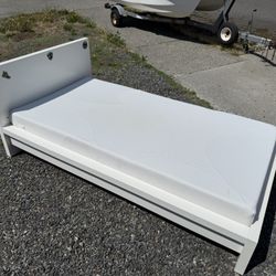 Twin Bed And Mattress 