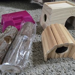 Small dwarf hamster/mice hideouts and chews