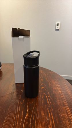 16 oz Insulated water bottle - brand new in box