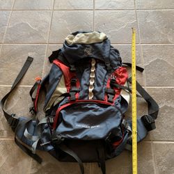 Like New High Peak Sport Voyager 60 + 10 Backpack