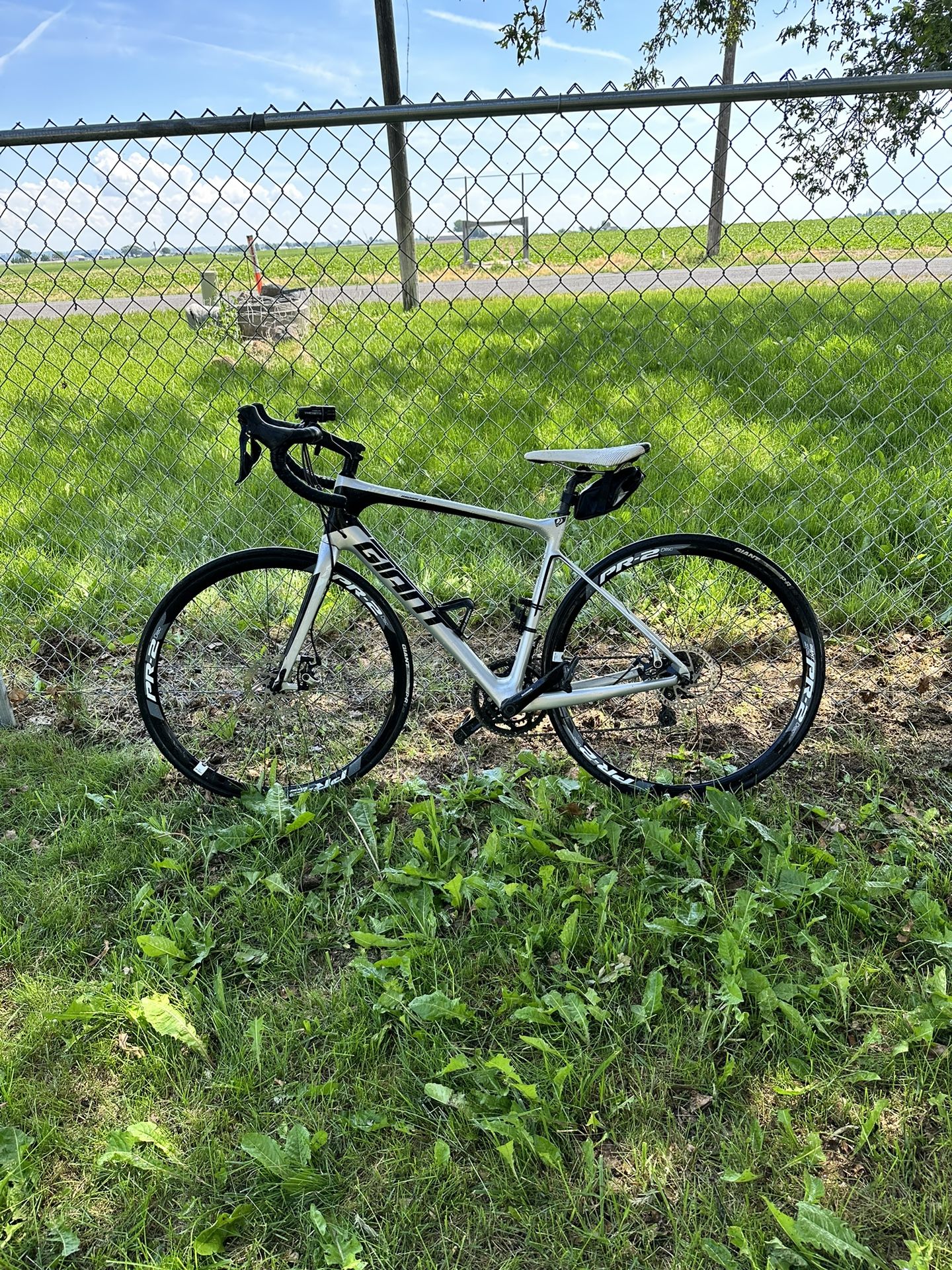 2017 Defy Advanced 2