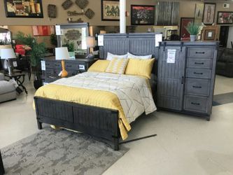 New gray 6pc Queen Bedroom Set