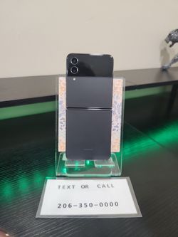 Unlocked Samsung Zflip 4