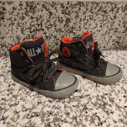 Size 7 Toddler All Star Converse