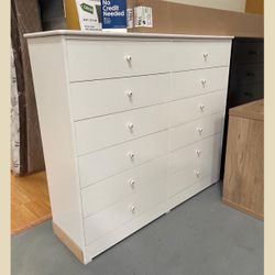 Dresser/ Twelve drawers dresser