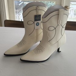 WHITE HEELED COWBOY BOOTS 