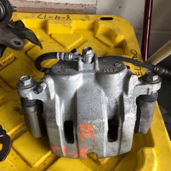 Acura tlx front right break caliper assembly