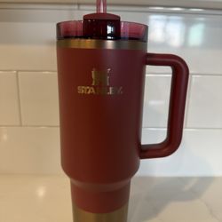 Stanley Limited Edition 40oz Tumbler for sale♥️✨