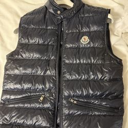 Moncler Vest Men’s Size Medium 