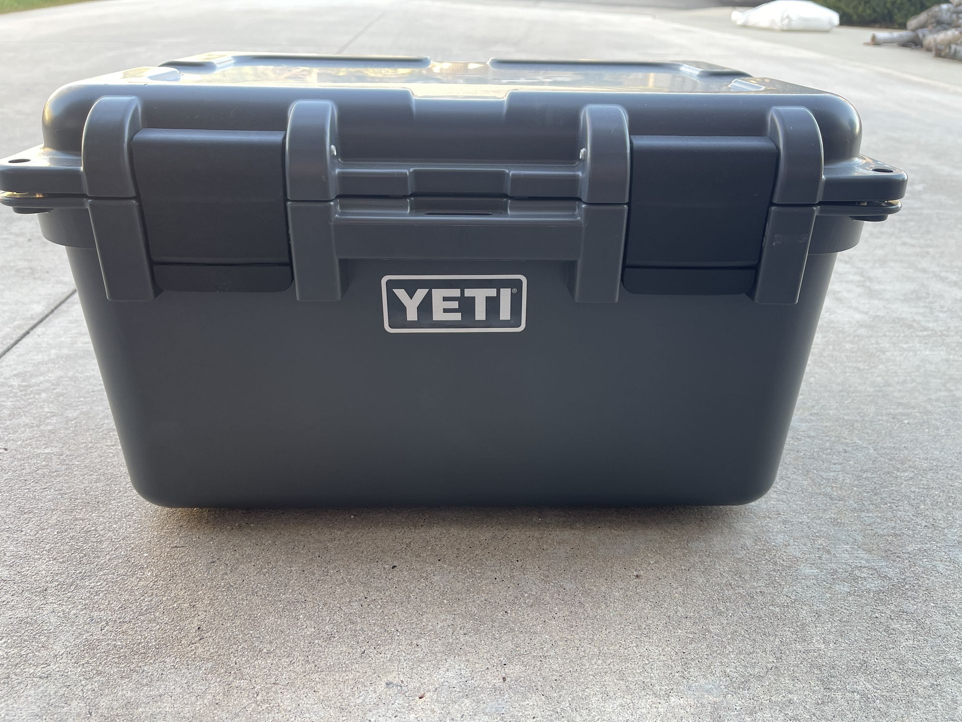 Yeti Loadout GoBox 15 brand new for Sale in Riverside, CA - OfferUp