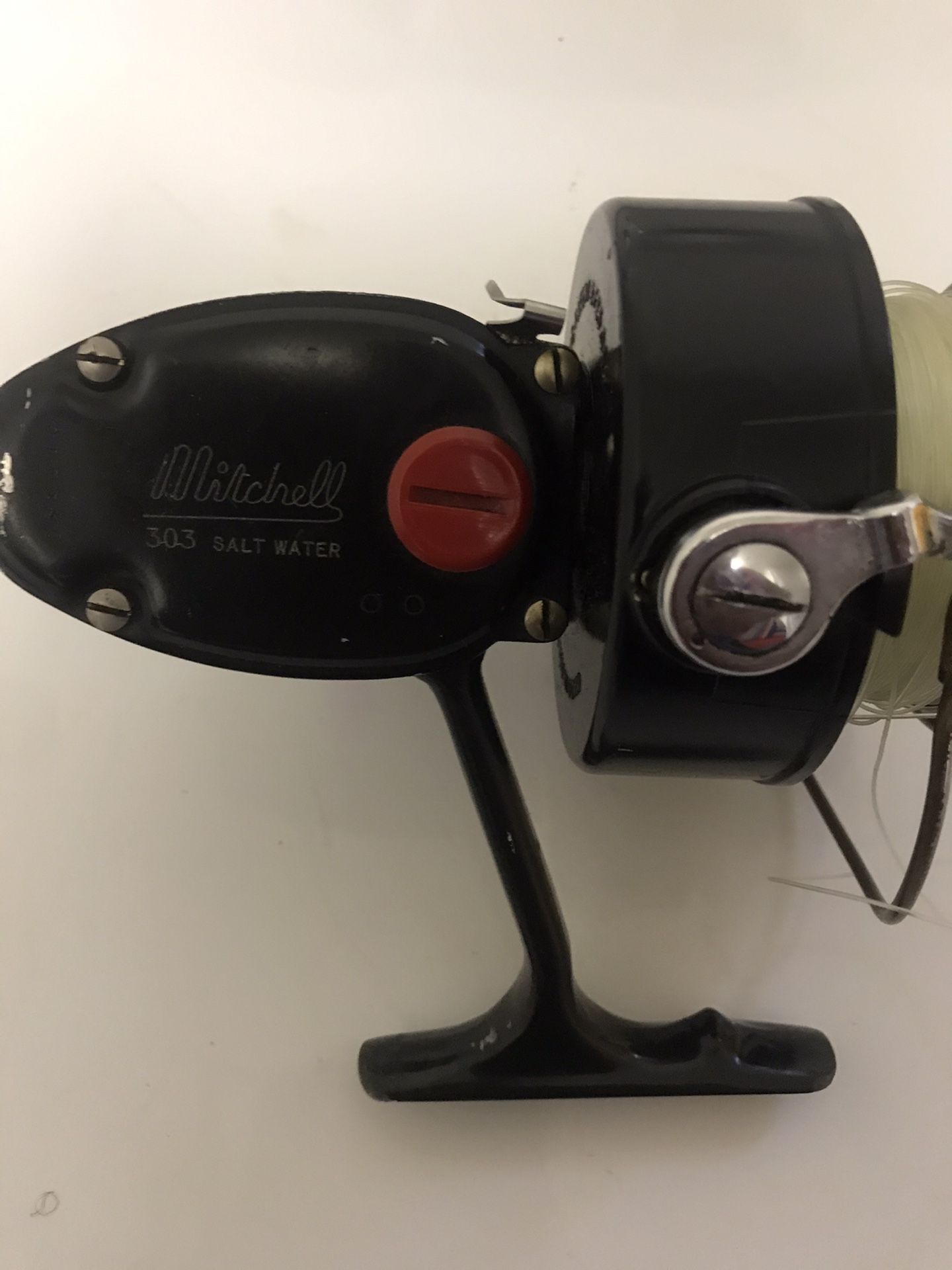 Fishing reel great condition not free make an offer