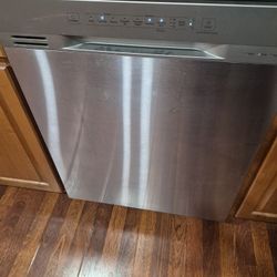 Samsung Stainless Steel Dishwasher – Works Great