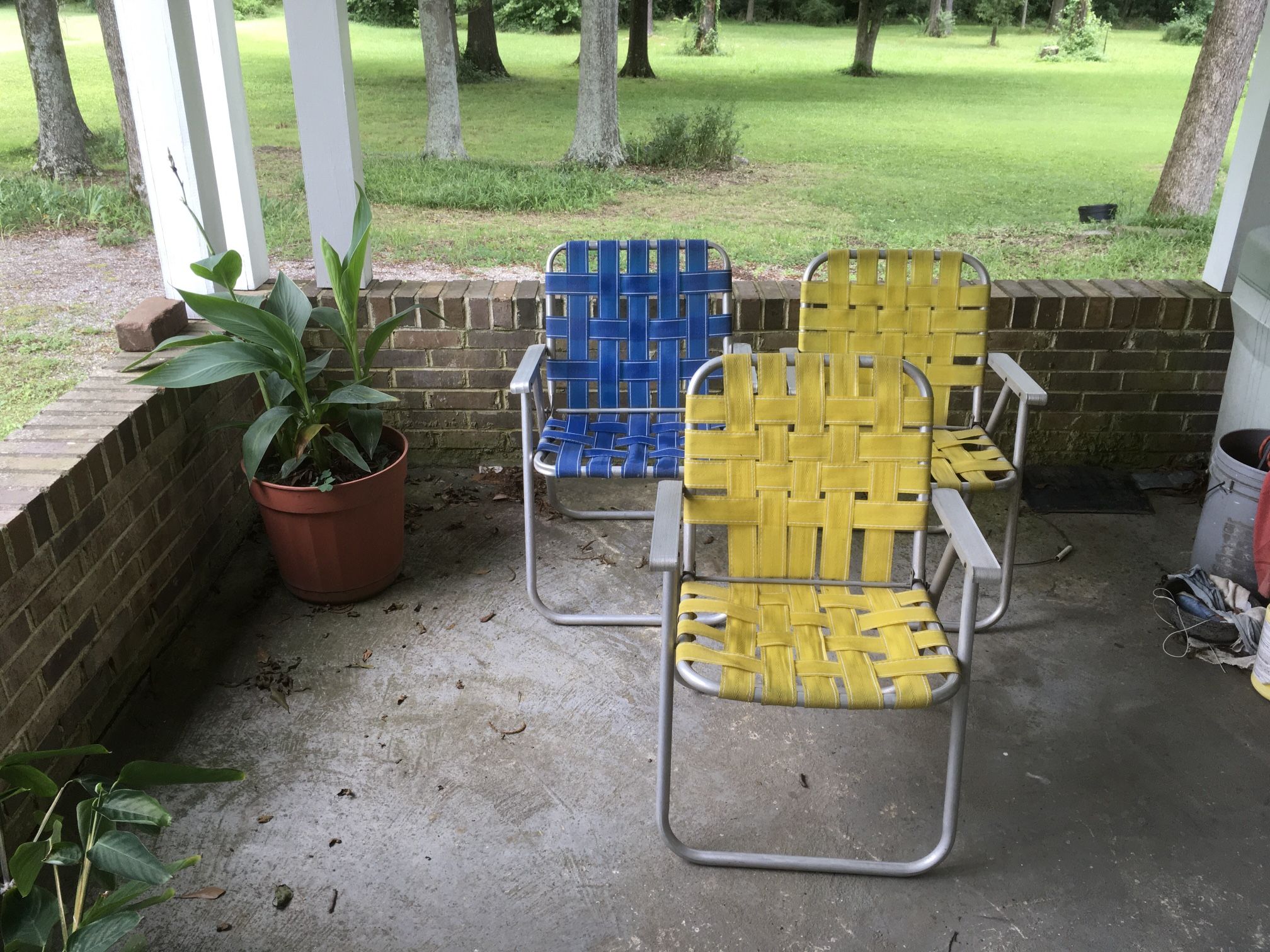 Four Vintage Folding Chairs Great For Tailgate.