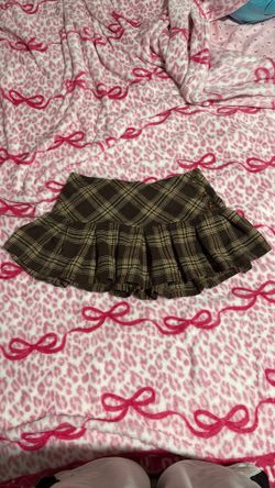 Brown skirt