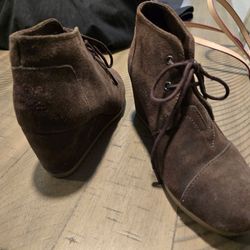Toms shoes
