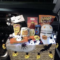 Halloween Spooky Baskets For Bf/Gf 🎃  