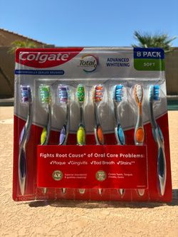 Colgate Total Advanced Whitening Sealed Soft Toothbrush 8-Pack Brand New