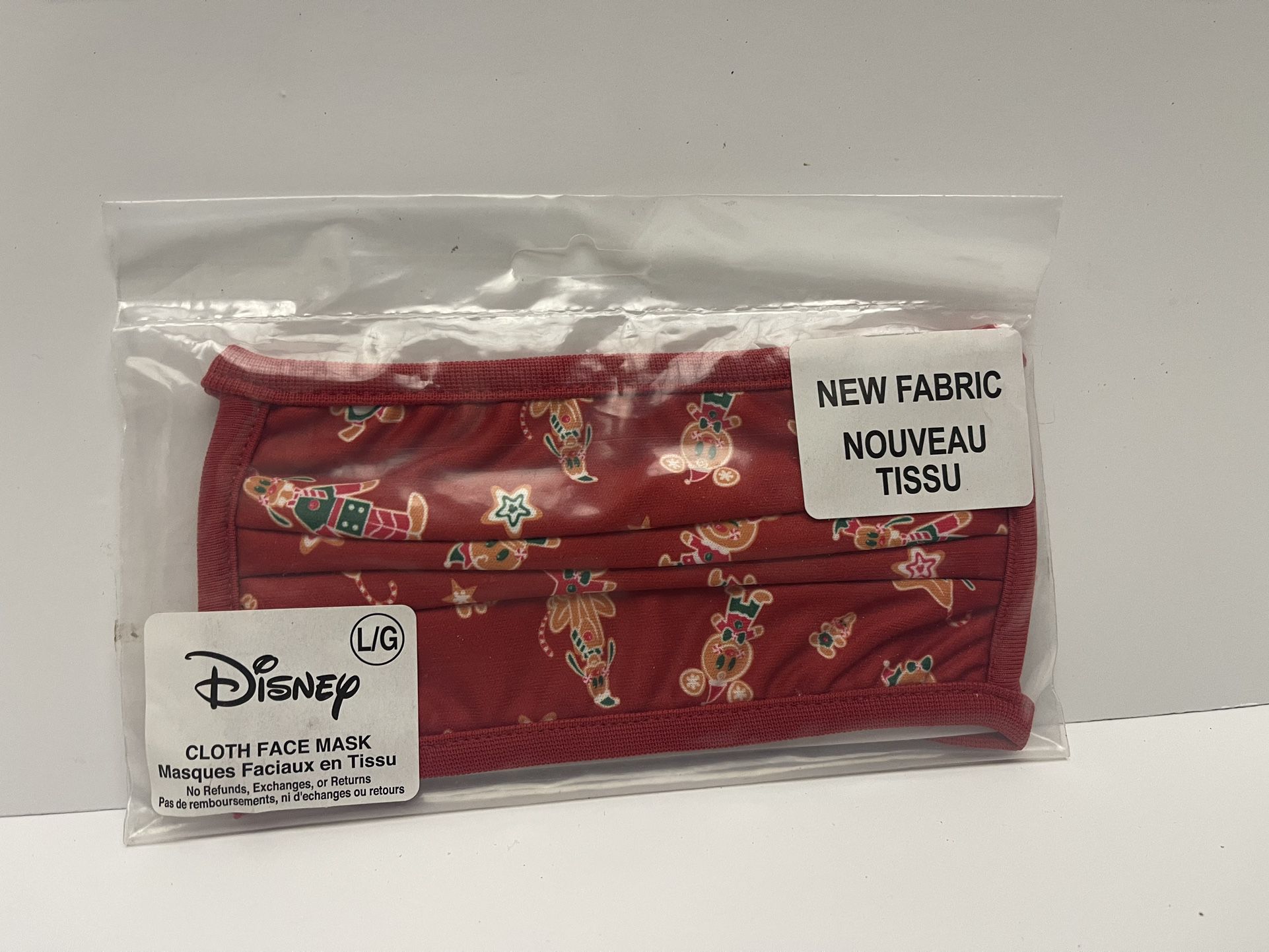 Disney Parks Christmas Holiday Adult Cloth Gingerbread Face Mask New and Sealed