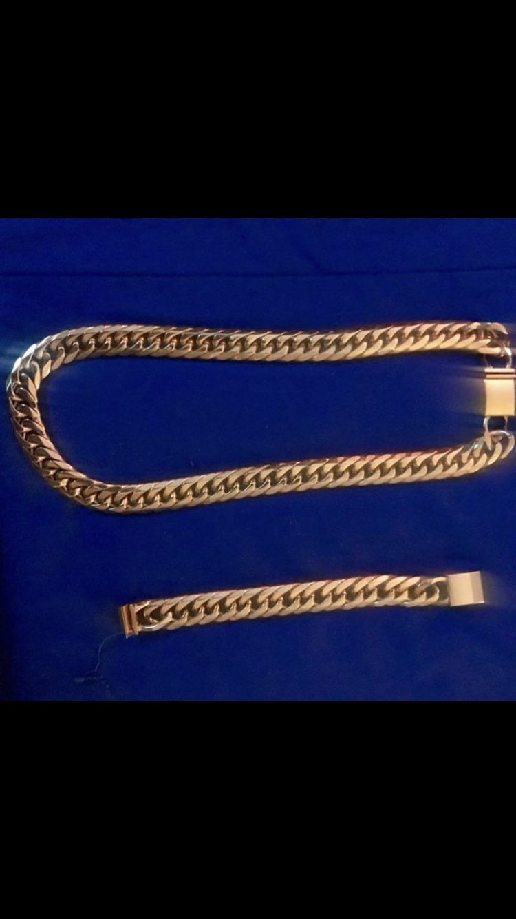Stainless Steel Gold 30” Cuban Link Chain and 9.5” Bracelet Combo High Quality!