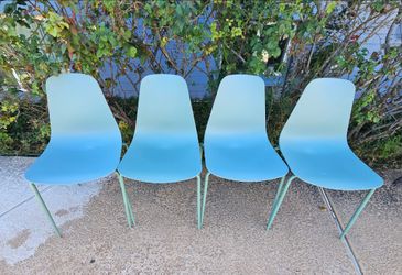 Set of 4 Modern Dining Chairs – Moss Green