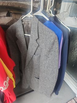 Free vintage-style knit suit M or L