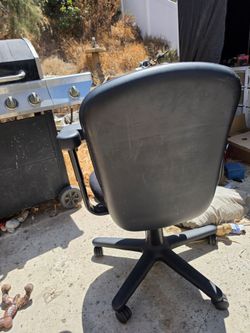 Desk chair