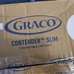 Graco Contender Slim Convertible Car Seat, West Point
456765