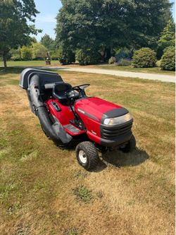 Craftsman Riding Lawn Mower