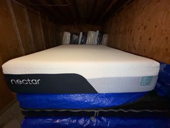 Nectar Premier Memory Foam Queen Mattress
