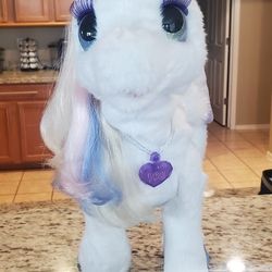 FurReal Friends Unicorn - Barely Used Thumbnail