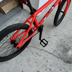 Haro 20.3 BMX Bike